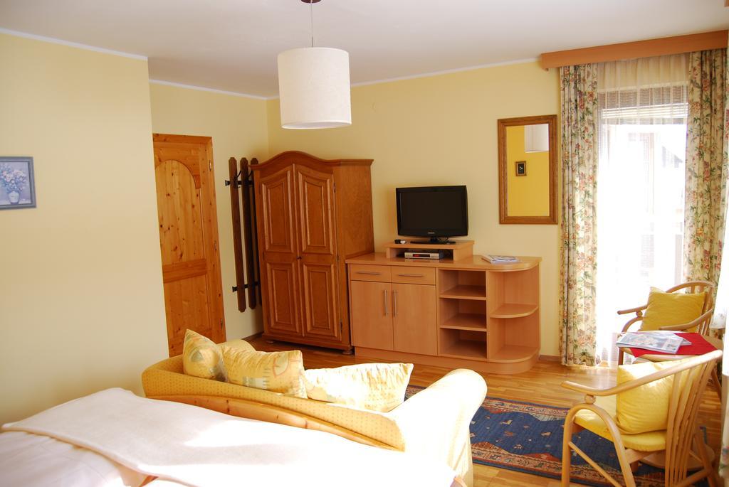 Appartement Zweikofelblick Jenig Dış mekan fotoğraf